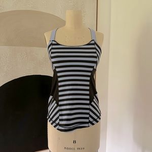 Lululemon workout top